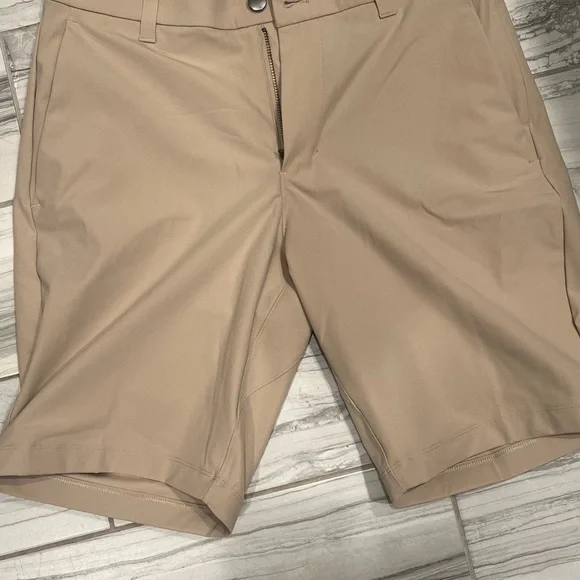 2 pairs of lululemon commission shorts 30 waist - Picture 6 of 11